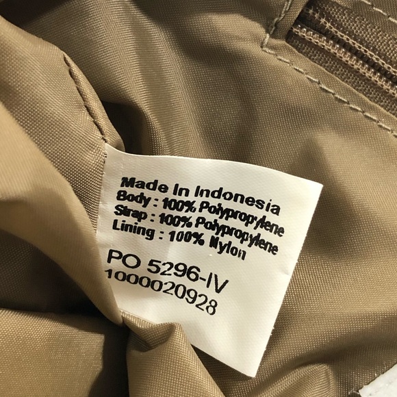 Lina Shoulder Bag Womens Knitted Crochet One Strap Gold Tone Hardware - Picture 10 of 12